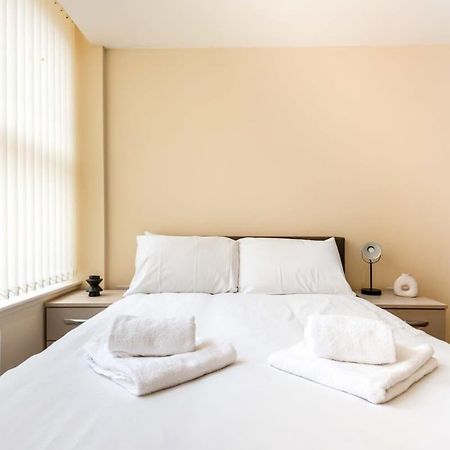 Bright 1 Bedroom Budget Flat In Central Pontefract Exterior photo